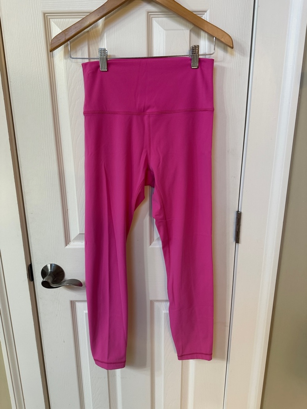 Hey Nuts Heynuts Pink Leggings Athletic Athleisure Preppy Casual Medium